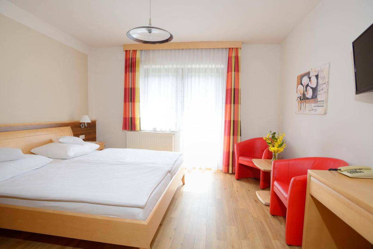 Hotel Moenichwalderhof Monichwald Екстериор снимка