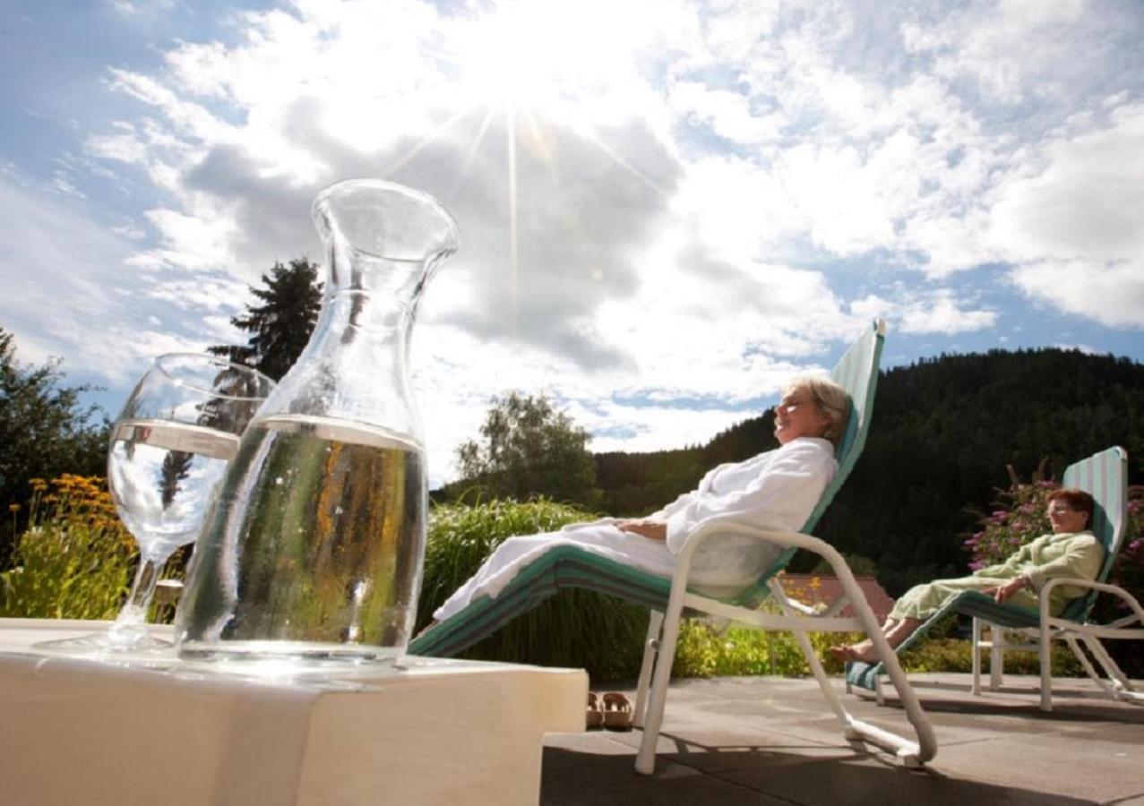 Hotel Moenichwalderhof Monichwald Екстериор снимка