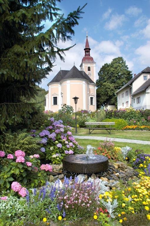 Hotel Moenichwalderhof Monichwald Екстериор снимка